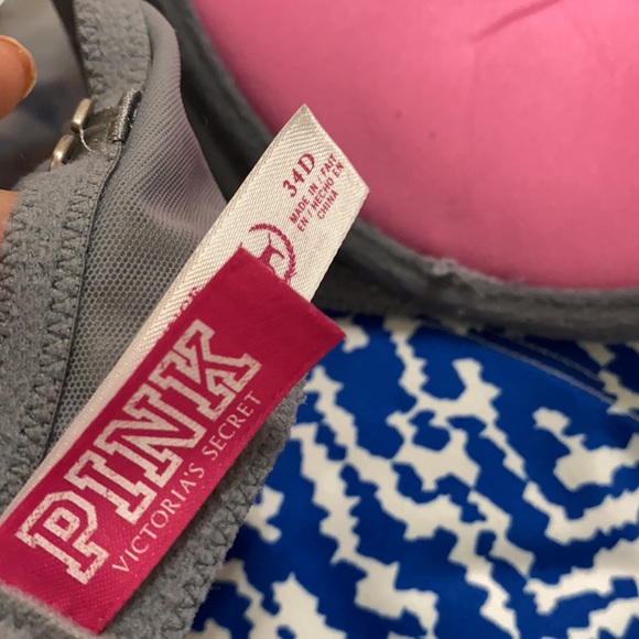 PINK VS Heartbreaker Plunge Push Up Bra - Picture 6 of 8